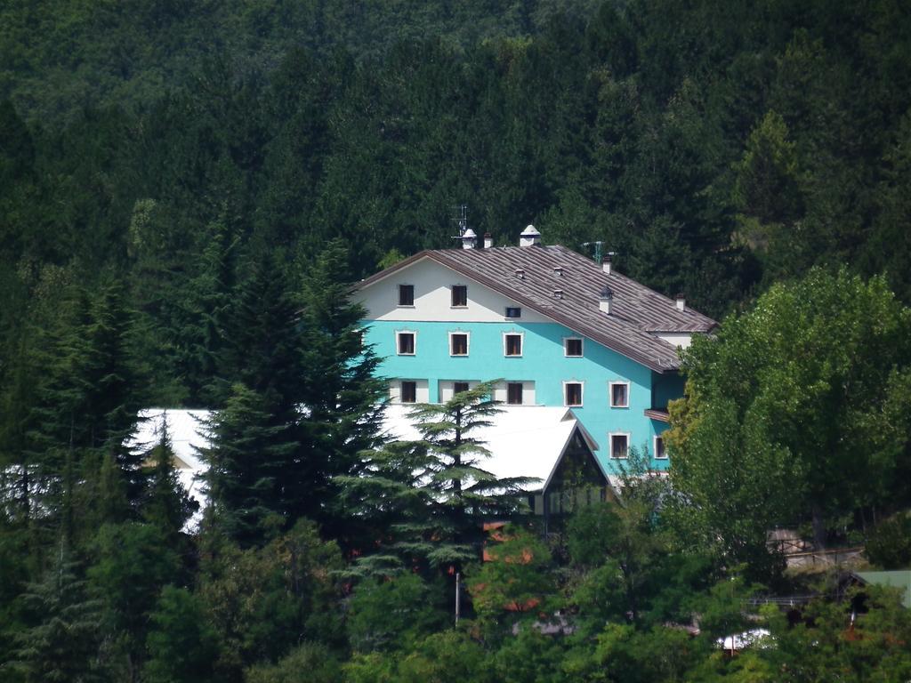 Hotel Fiordigigli LʼAquila Exterior foto